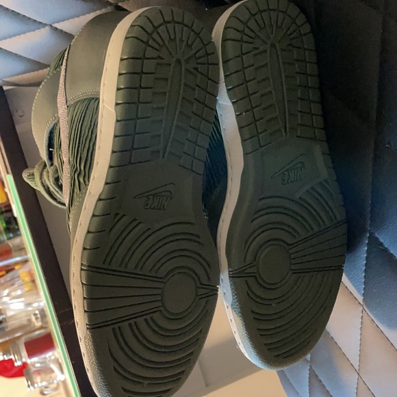 NIKE WOMENS DUNKS SKI HI. HIDDEN HEEL. - Picture 8 of 8